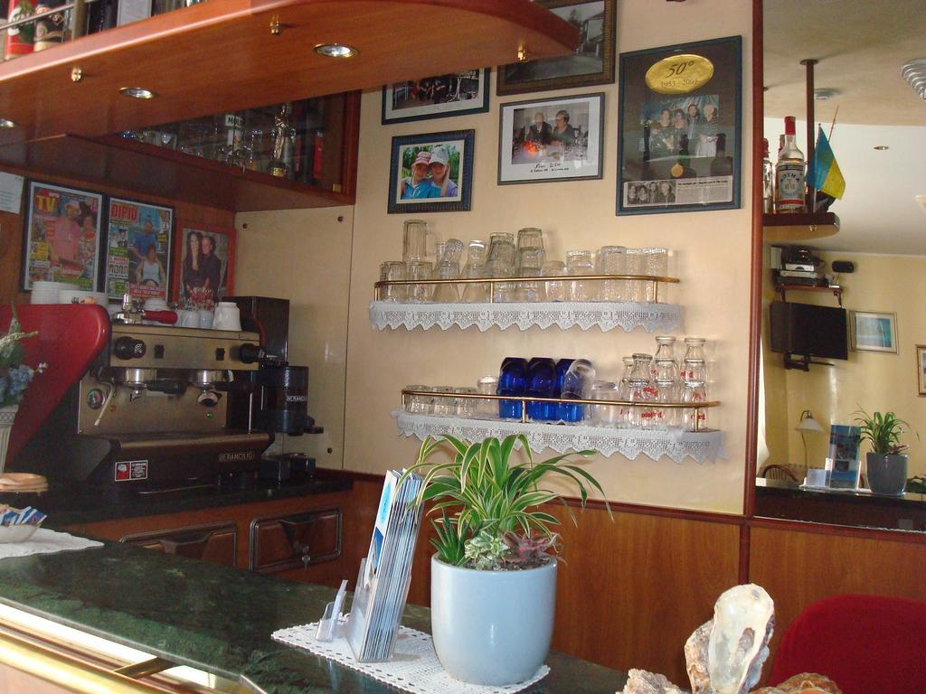 Hotel Villa Ersilia Rimini B&B Eksteriør bilde
